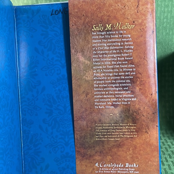 Written in Bone Buried Lives of Jamestown and Colonial Maryland Sally M. Walker - Picture 5 of 10